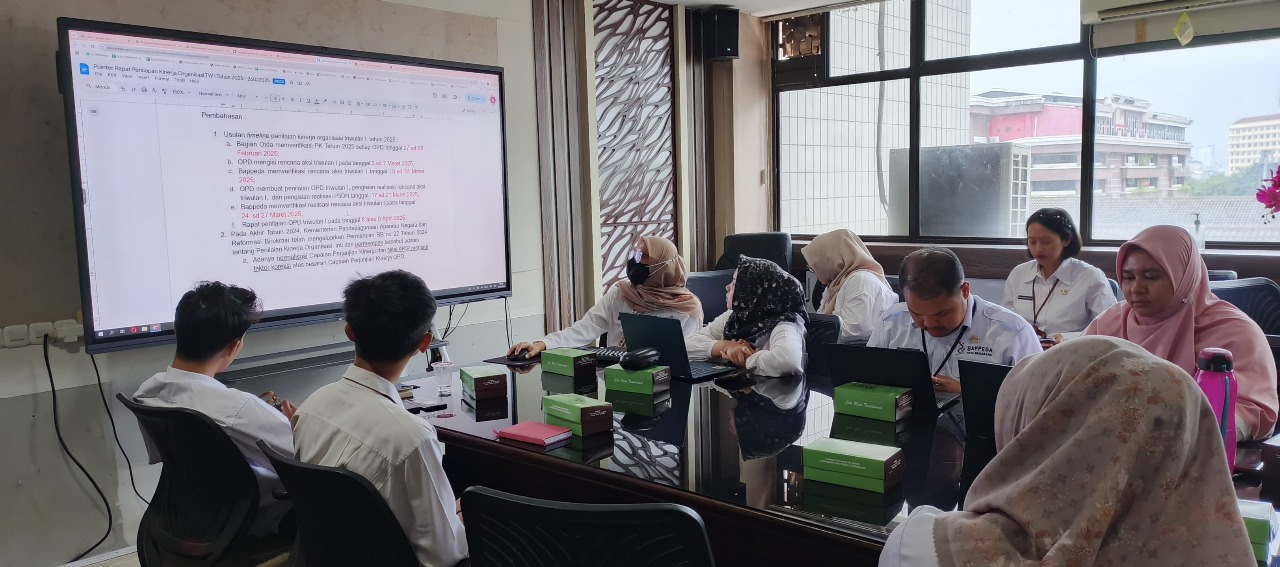 DISKOMINFO Kota Semarang Hadiri Rapat Persiapan Penilaian Kinerja Organisasi Triwulan I